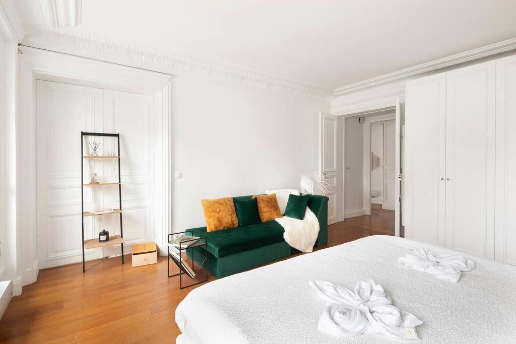 Apartment Sweet Luxury Arc The Triomphe Near Champs Elysees And Palais Des Congres 8 Ppl *